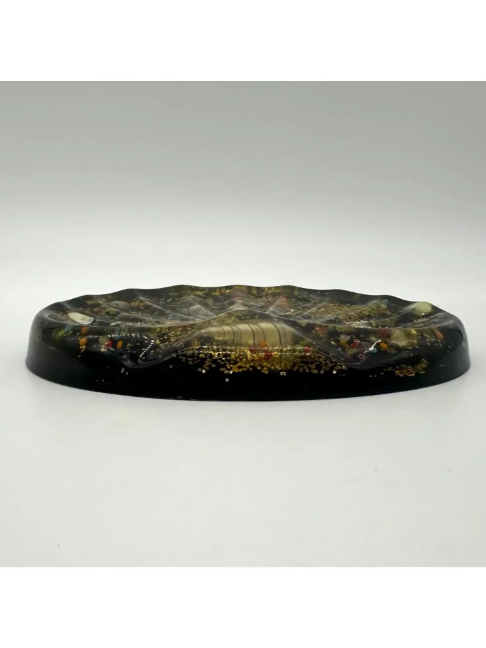 Vintage Seashell Lucite Soap Dish Black Gold Glitter Beads Kitschy Bathroom Deco